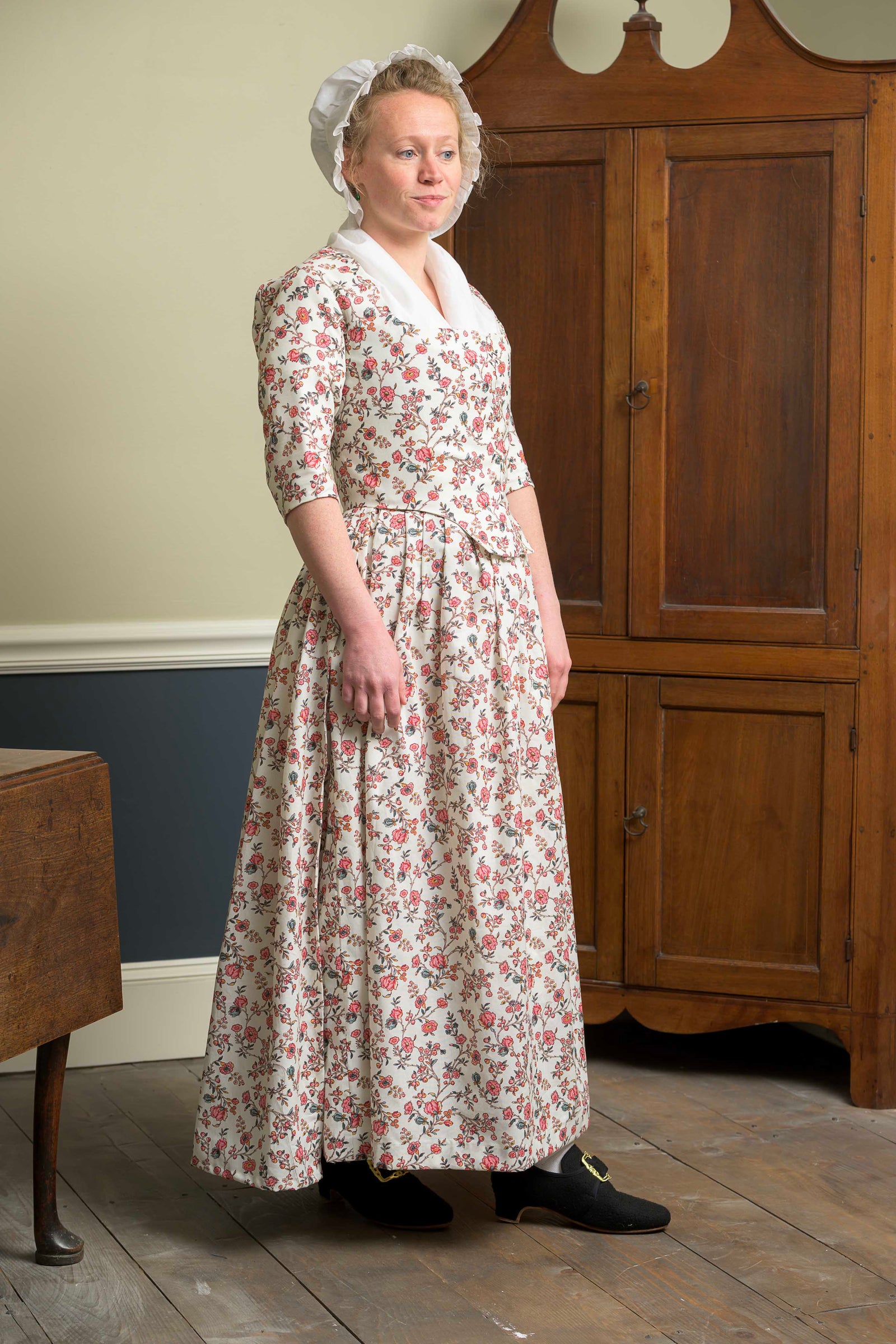 Square Front Italian Gown | Trailing Blossoms | 1770 - 1790