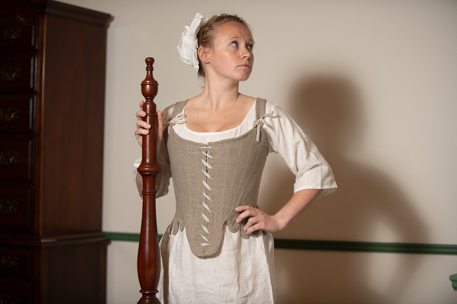 Front Lacing Linen Stays