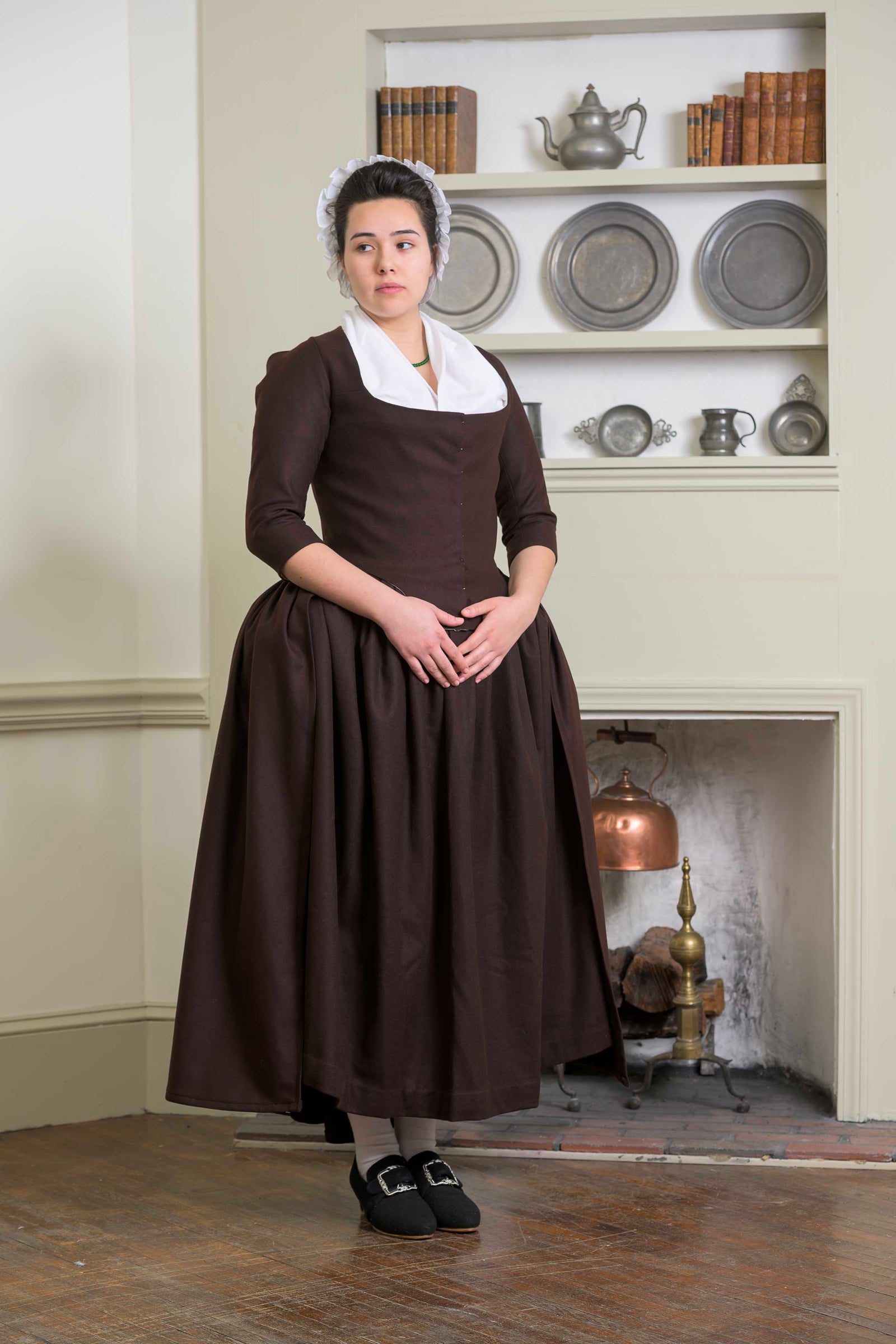 Woolen Gown | Brown