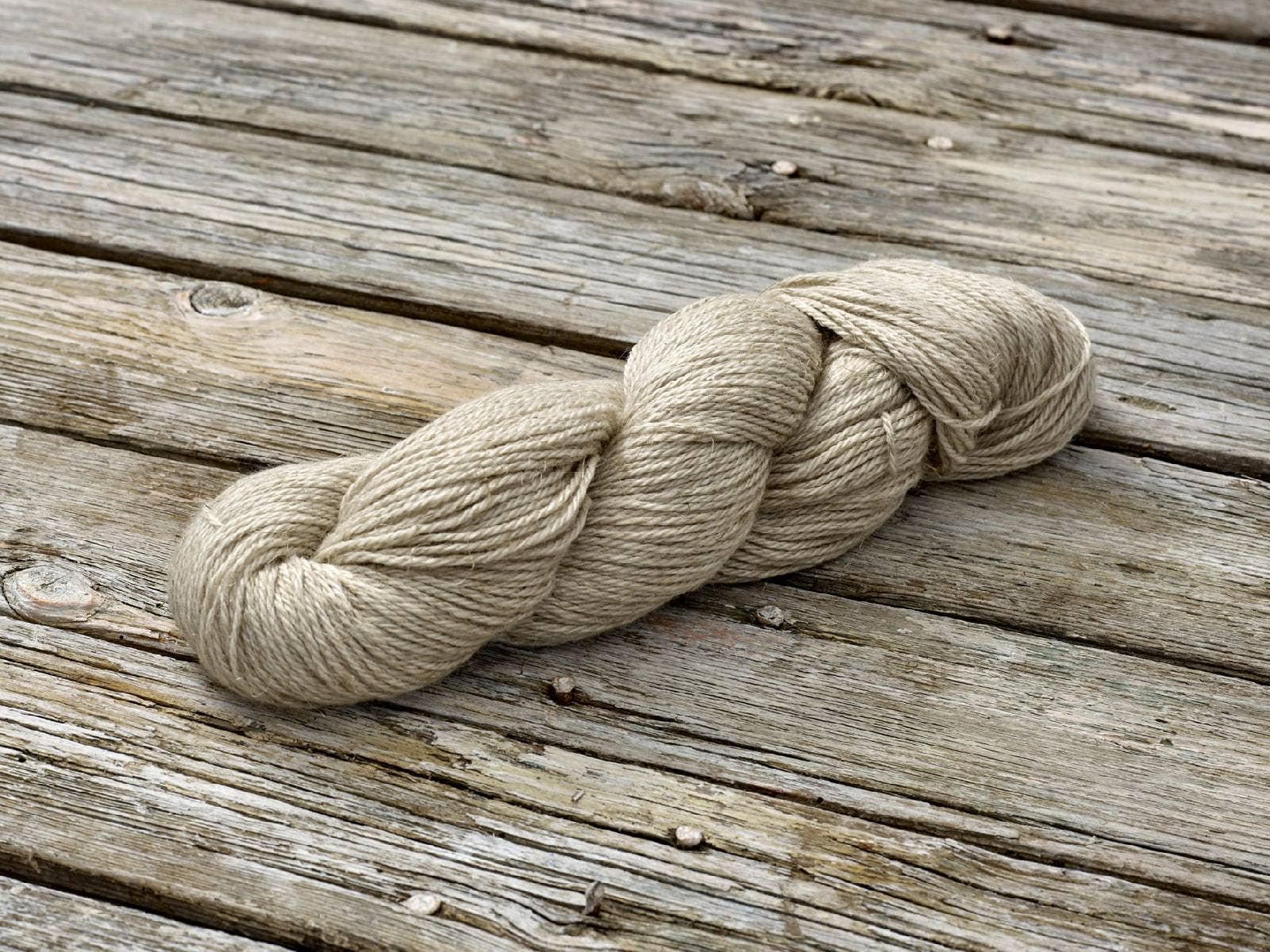 Organic wool yarn for knitting discount