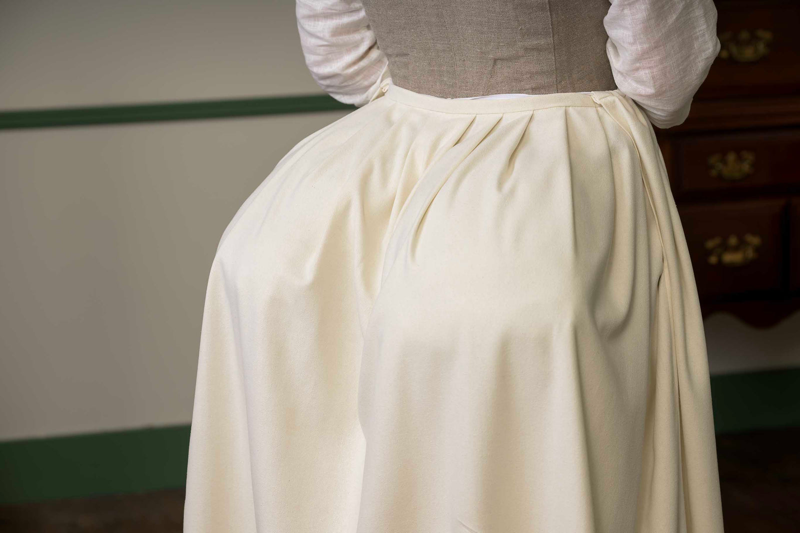 Split Bum | Skirt Support