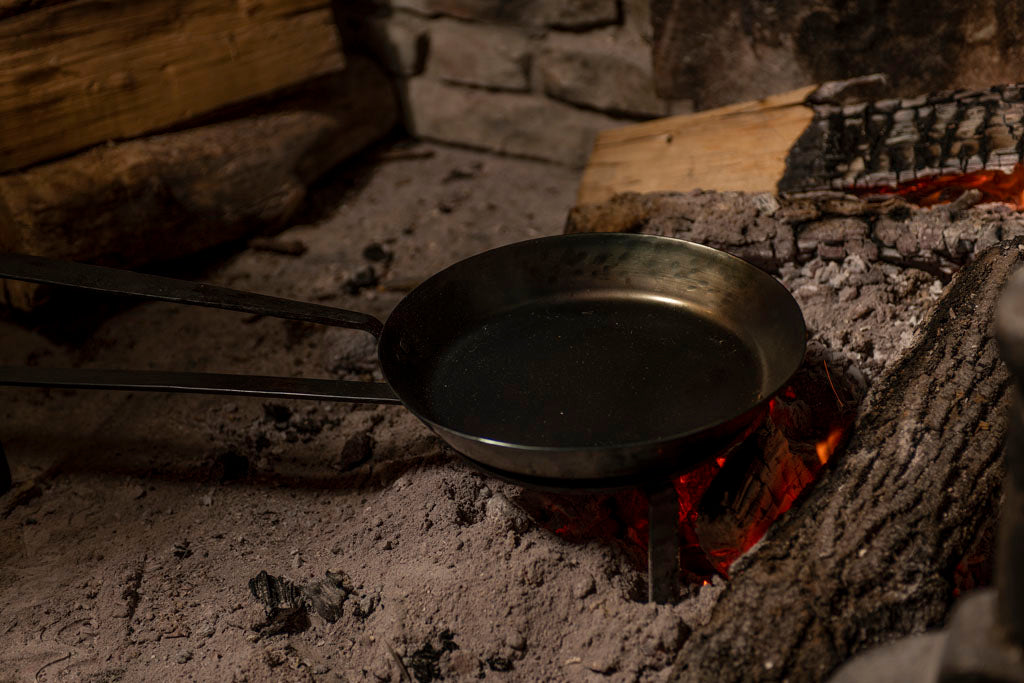 Long Handled Skillet for Open Fire Cooking from Samson Historical