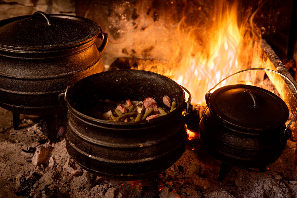 Colonial Cast Iron Cook Pot for 18th Century Open Fire Cooking